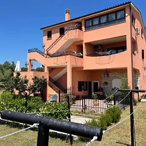 Apartment Rojnic, Galižana